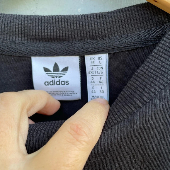 Adidas Shattered Trefoil T-Shirt, size Youth 18 (Small) - Picture 6 of 11